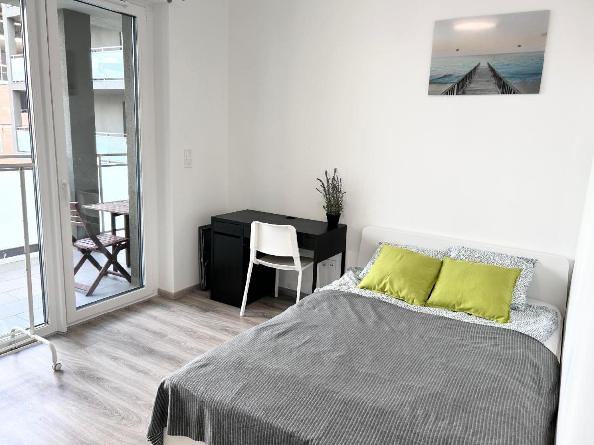 New 2022 Family&Friends Downtown Ac 3Br 2Ba Free Parking Big Balcony Near Metro&Train Station Self Check-In Apt ブダペスト エクステリア 写真