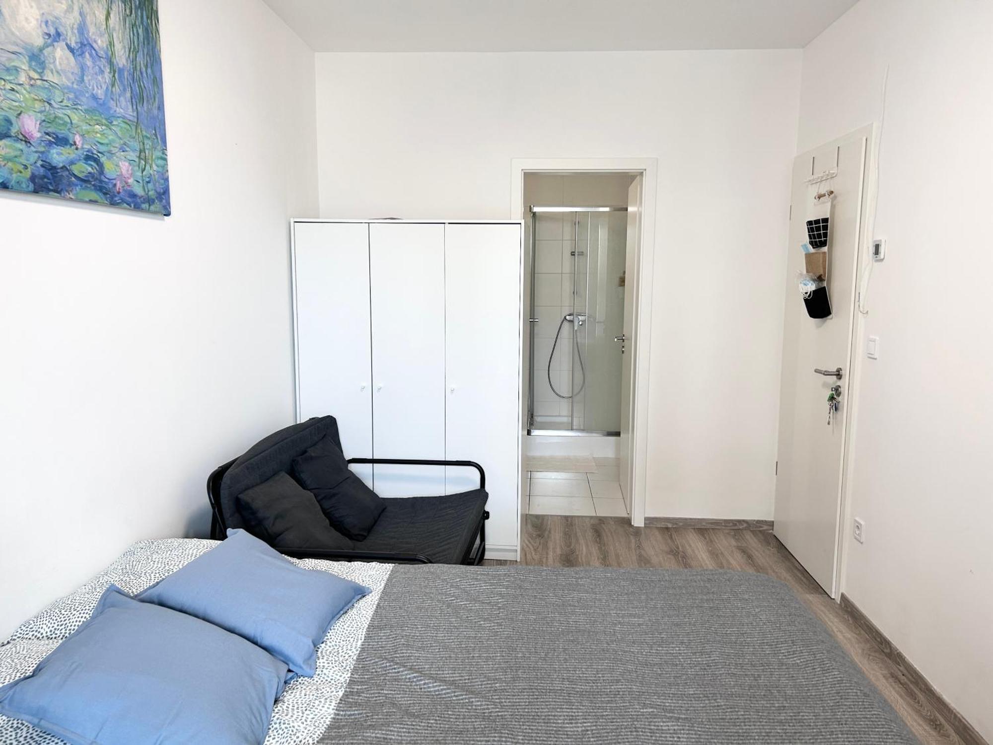 New 2022 Family&Friends Downtown Ac 3Br 2Ba Free Parking Big Balcony Near Metro&Train Station Self Check-In Apt ブダペスト エクステリア 写真